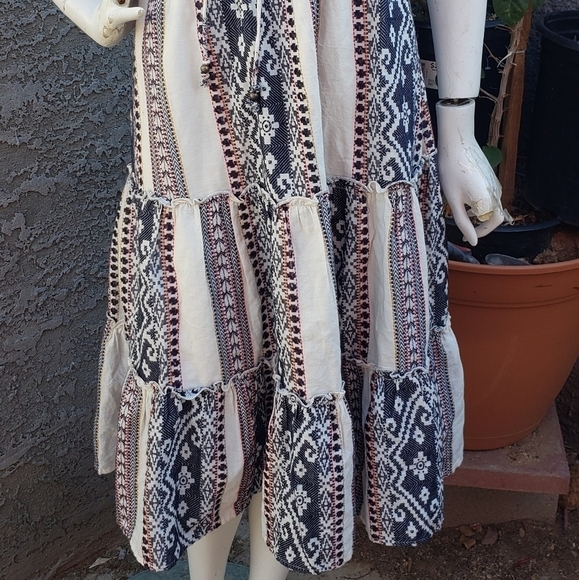 Yessica Robe Fit & Flare Dressβ - Picture 4 of 11